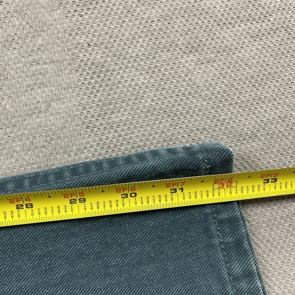 Levis tagged size